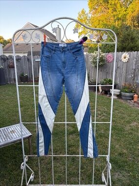 Fashion Nova Blue and White Colorblock Skinny Jeans